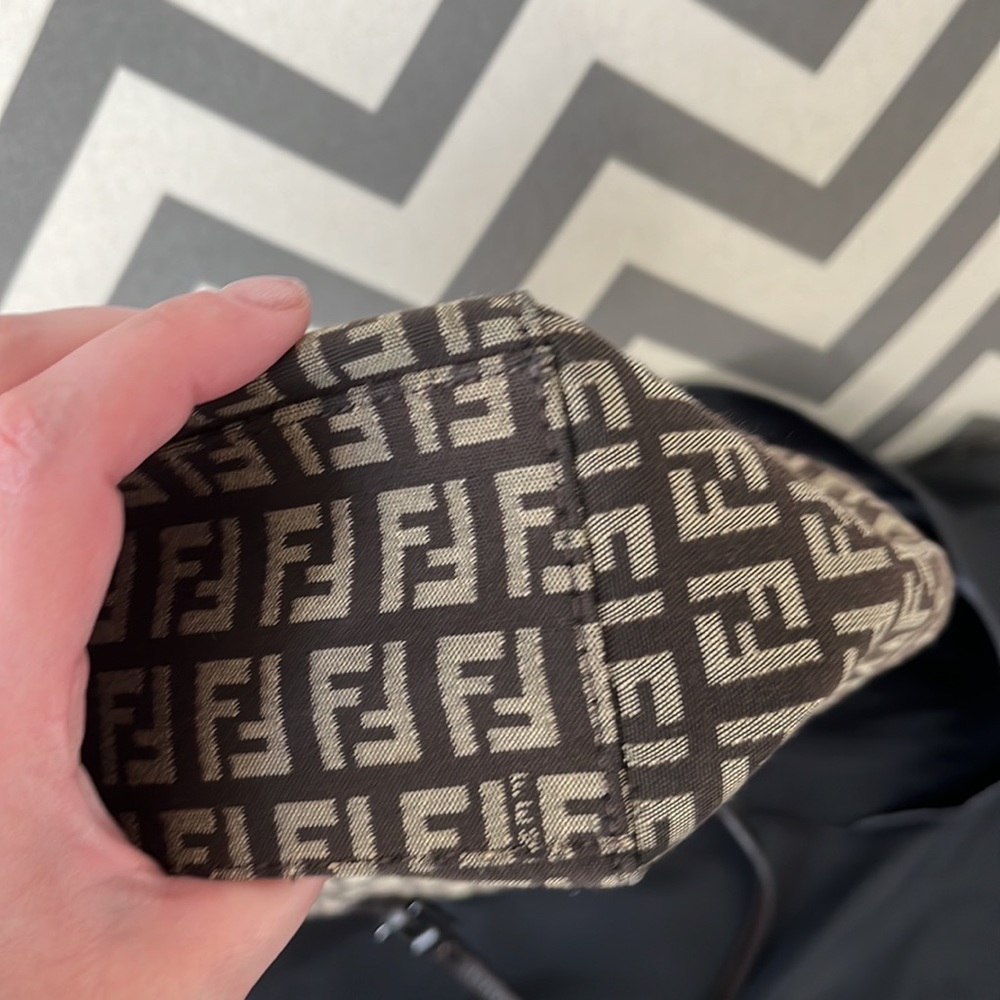 Fendi zucca monogram tote - Picture 6 of 9